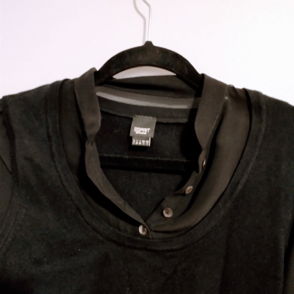 Esprit black collared top with full sleeves that are sheer and faux layered appe - Picture 4 of 4